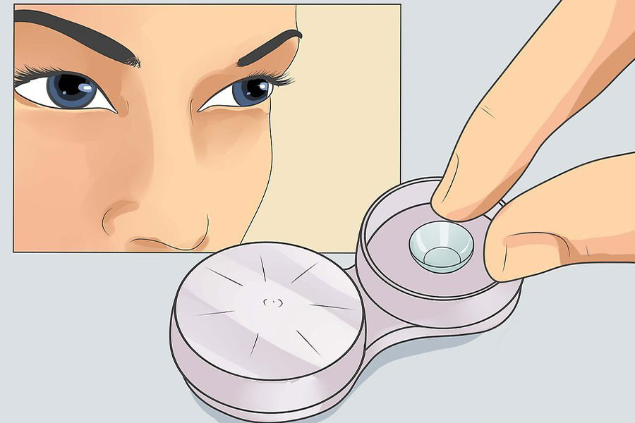 Как надеть линзу на глаз